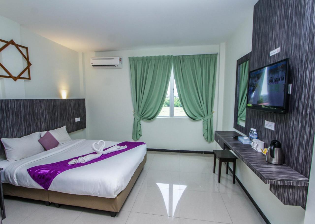Salsa Resort Langkawi By Casa Loma Pantai Cenang  Exteriör bild